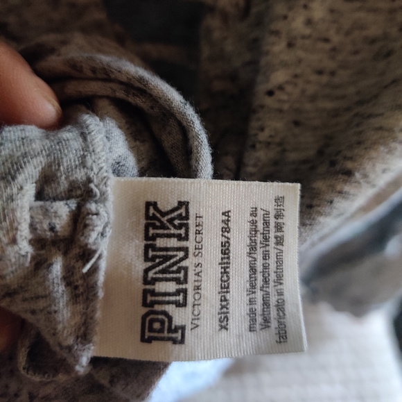 PINK BUNDLE 💗 - Picture 2 of 9